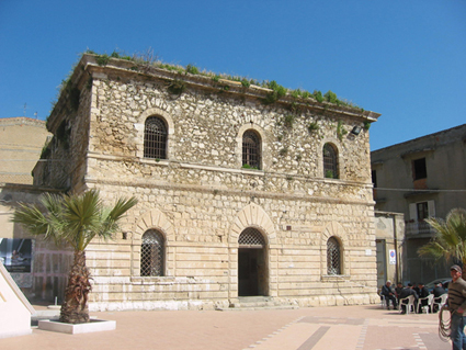 Vista dell'ex carcere da piazza della Vittoria