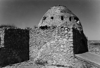 Cupola e pareti nord ed ovest della sala del Crocifisso a cielo aperto prima dell'intervento