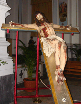 Statua lignea di Ges Crocifisso nella madrice di Favara, proveniente dall'antica cappella del SS. Crocifisso