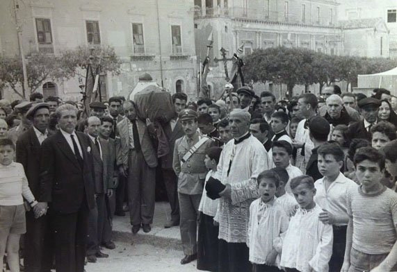 Anno 1955 - Rientro della salma del soldato Antonio Tragna