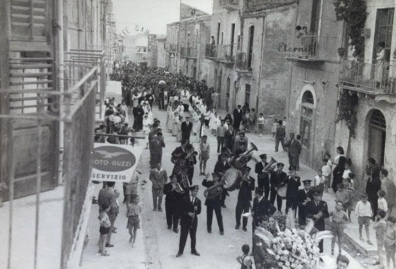 Anno 1955 - Rientro della salma del soldato Antonio Tragna