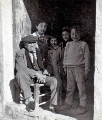 Salvatore Rizzo con i nipoti foto sec. met anni "50 del sec. XX