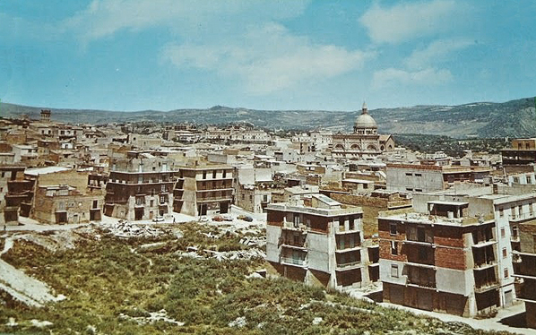 Vista da via De Gasperi (quartiere Luna)